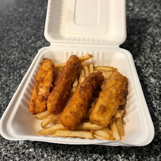 KID FISH & CHIPS.