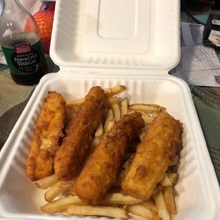 FISH & CHIPS (FAMILY MEAL)